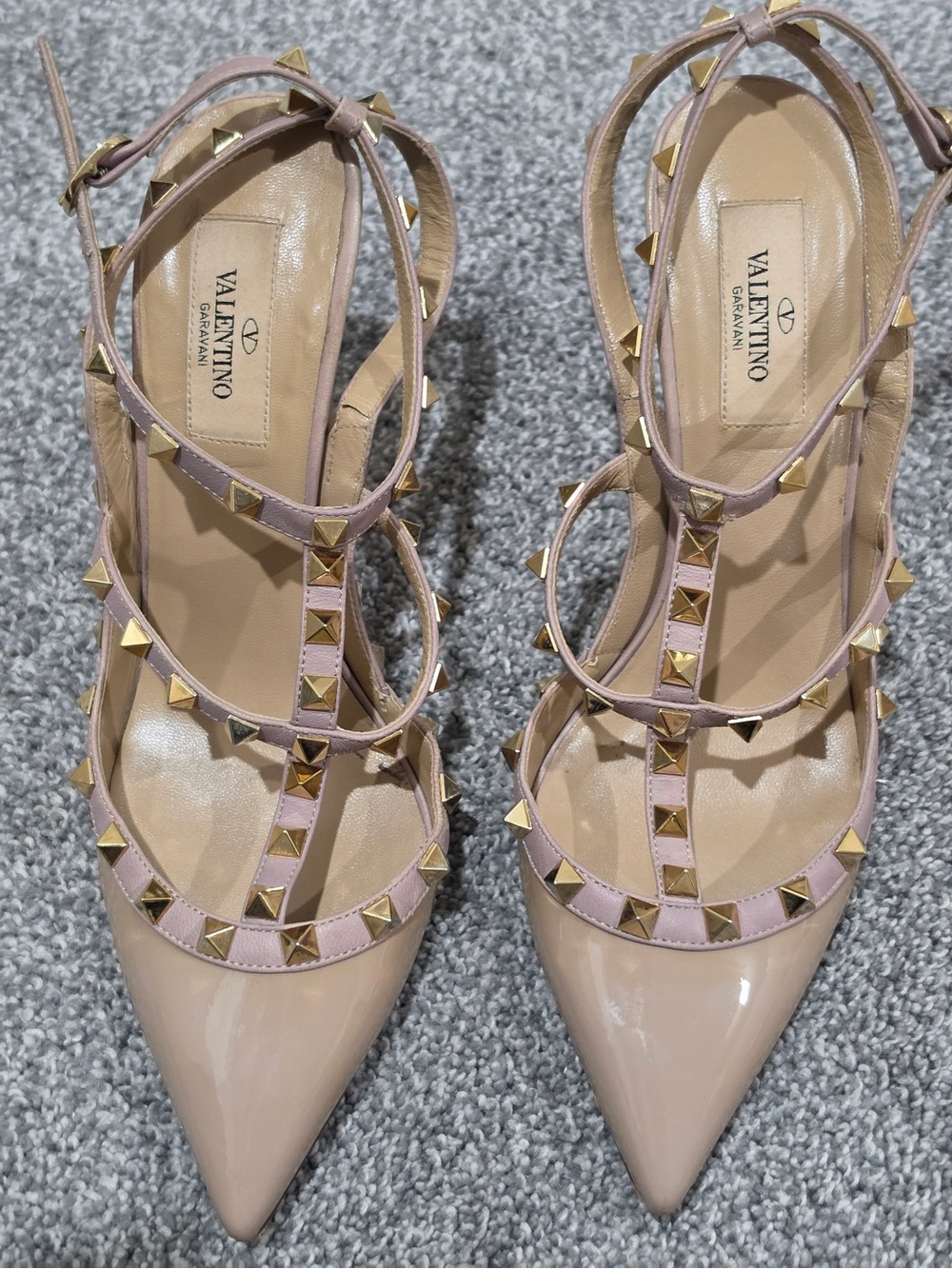 Valentino Garavani Blush/Nude Patent Leather Rockstud T-Strap Heels